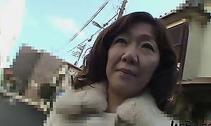 Japanese MILF Receiving An obstacle Spunk Nearby Their way Bawdy cleft