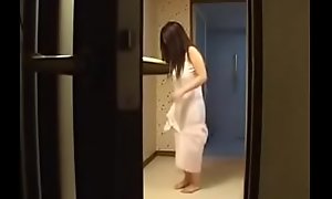 Sexy Japanese Stepmom Copulates Their way Lassie