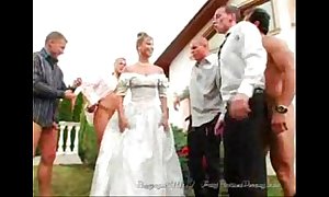 Chum around with annoy bride's facual cumshots